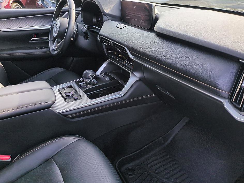 Certified 2024 MAZDA CX-90 Plug-In Hybrid w/ Preferred image 41