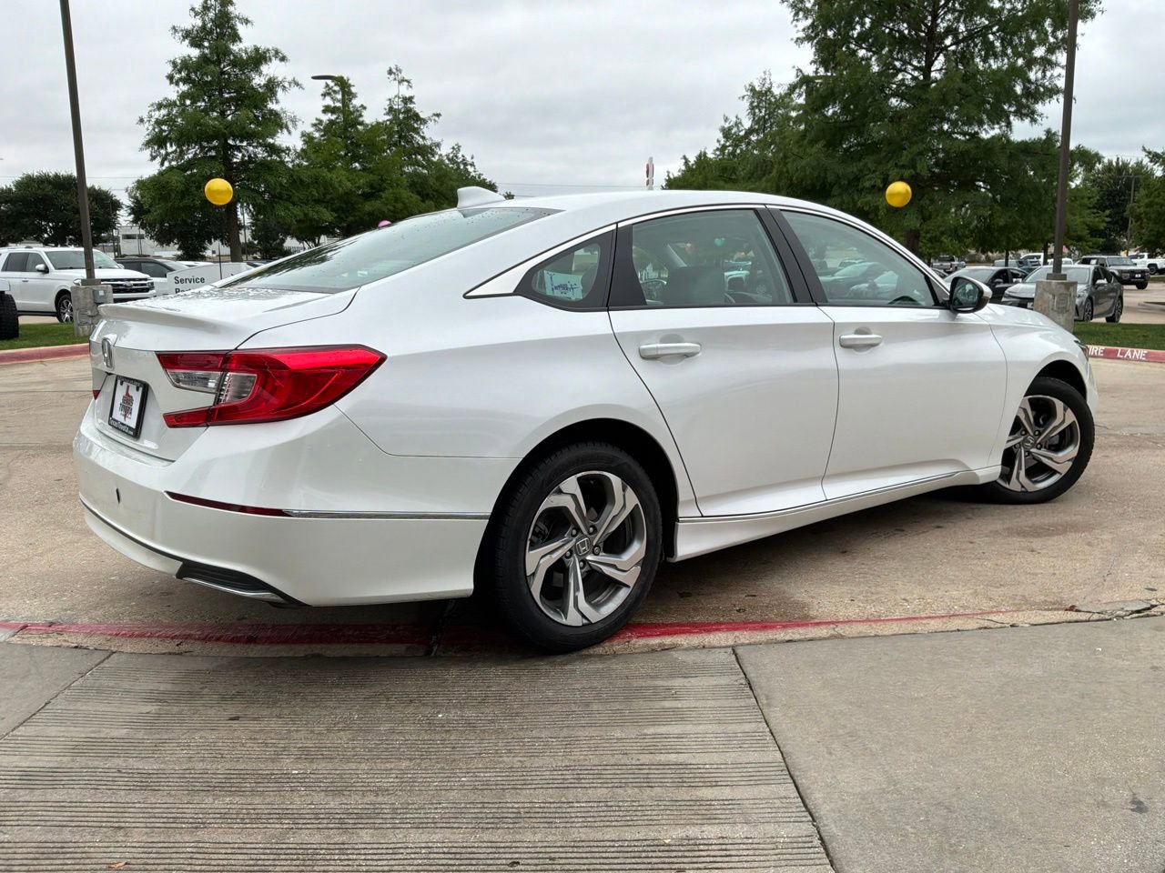 Used 2018 Honda Accord EX-L image 6