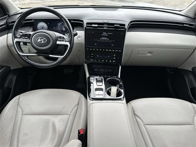 Used 2024 Hyundai Tucson Limited image 16