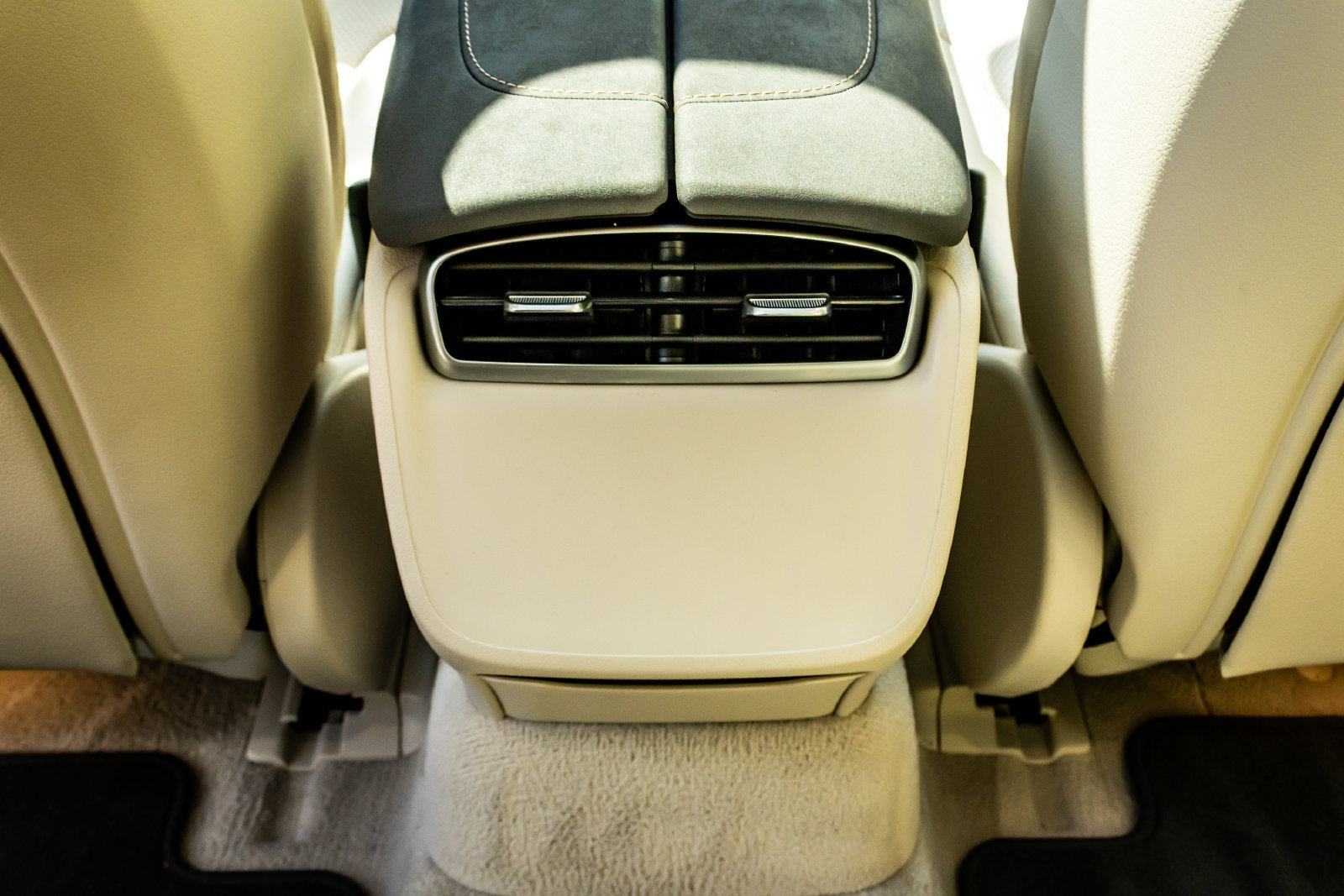 Used 2022 Mercedes-Benz EQS 450+ Sedan image 14