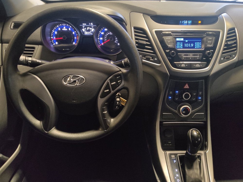 Used 2016 Hyundai Elantra SE FWD image 22