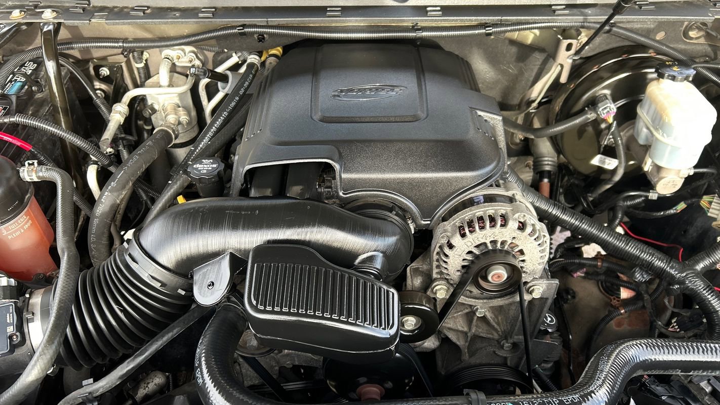 Used 2013 Chevrolet Suburban LT image 13