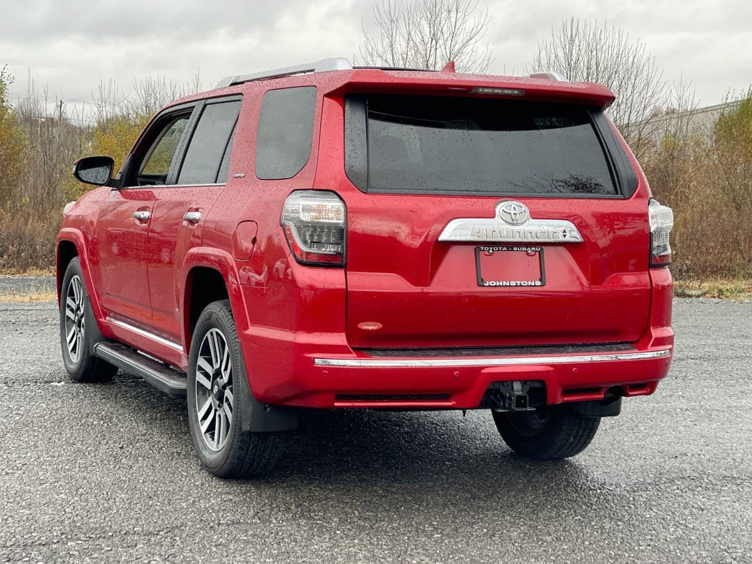 Certified 2022 Toyota 4Runner Limited AWD/4WD image 14