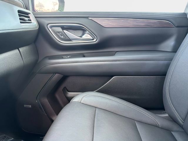 Used 2022 Chevrolet Tahoe Z71 w/ Z71 Off-Road Package AWD/4WD image 22