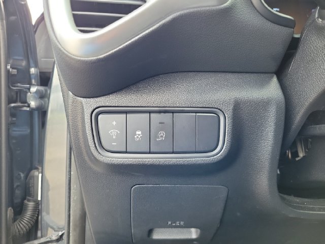 Used 2024 Kia Soul LX w/ Option Group 015 FWD image 22