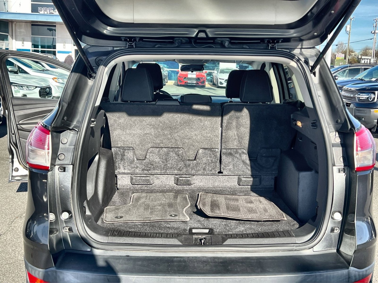 Used 2016 Ford Escape SE image 23