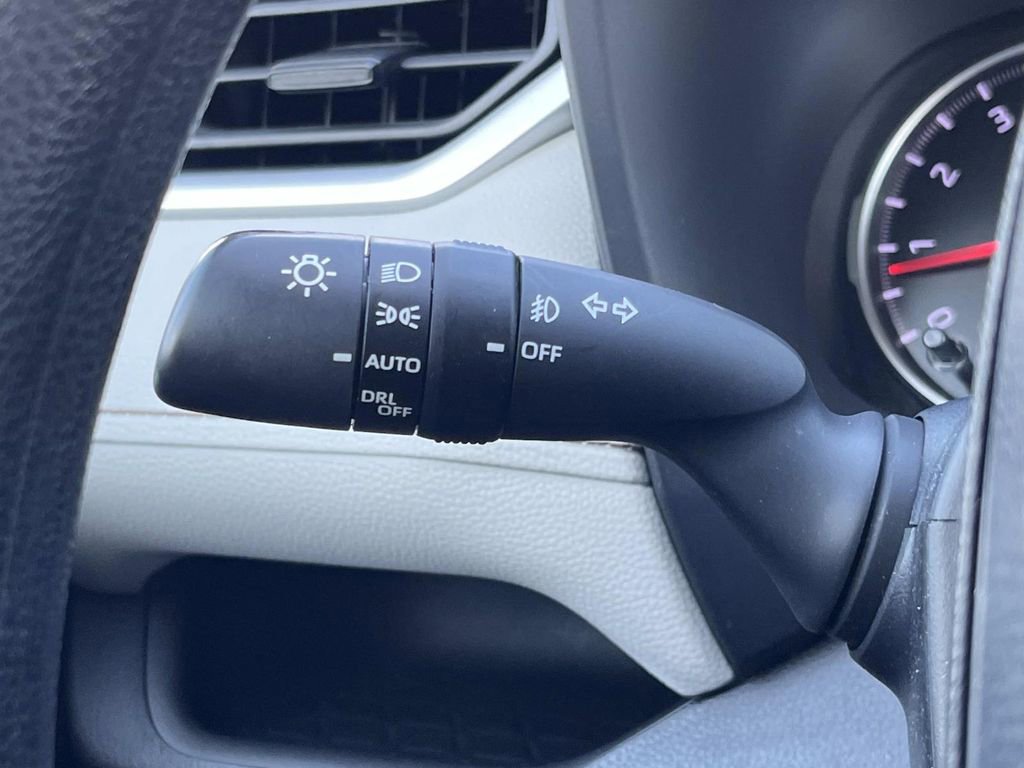 Used 2021 Toyota RAV4 XLE w/ Convenience Package image 30