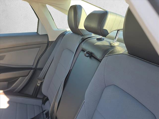 New 2026 Volkswagen Jetta SE FWD image 18