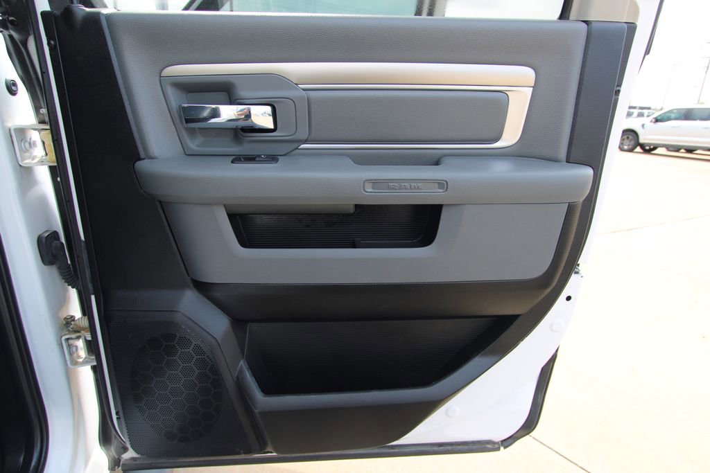 Used 2019 RAM 1500 Classic Warlock AWD/4WD image 43