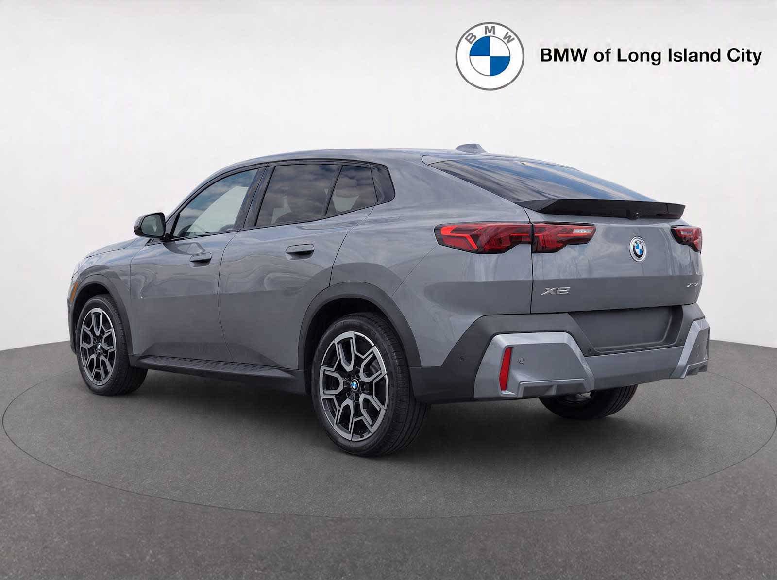 New 2026 BMW X2 xDrive28i w/ Technology Package AWD/4WD image 5