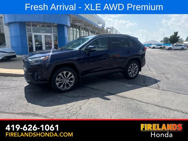 Used 2022 Toyota RAV4 XLE Premium AWD/4WD image 12