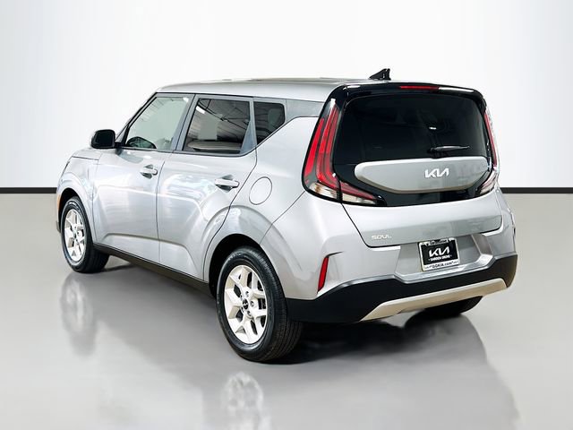 Certified 2025 Kia Soul LX image 5