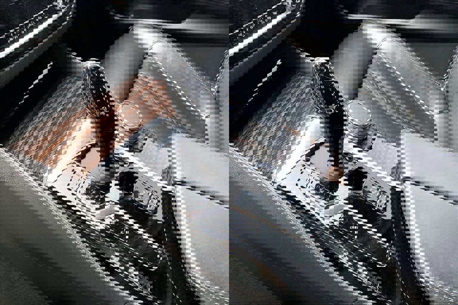 Used 2021 BMW M550i xDrive w/ Premium Package image 18