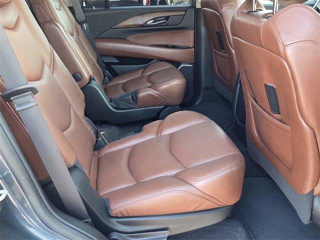 Used 2020 Cadillac Escalade Luxury image 15