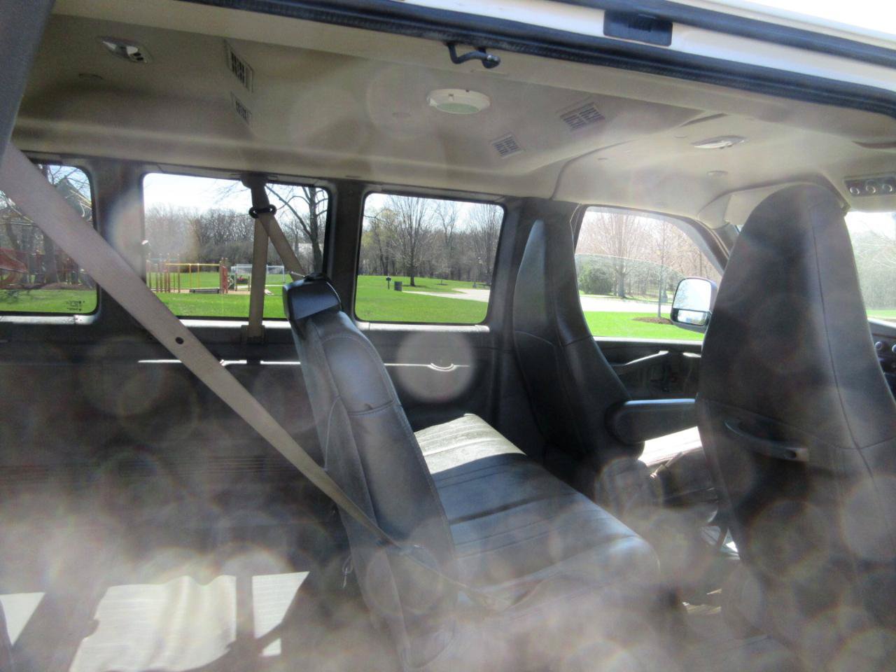Used 2020 Chevrolet Express 2500 Extended RWD image 30