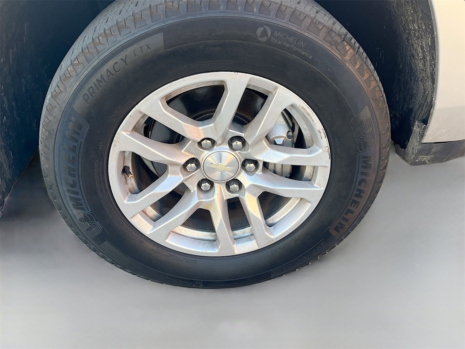 Used 2023 Chevrolet Tahoe LT w/ Luxury Package image 33