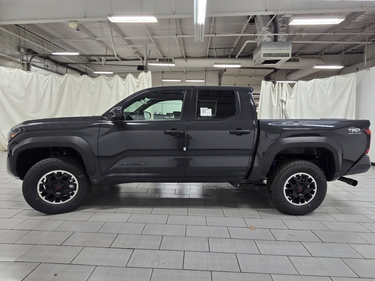 New 2026 Toyota Tacoma TRD Off-Road image 11