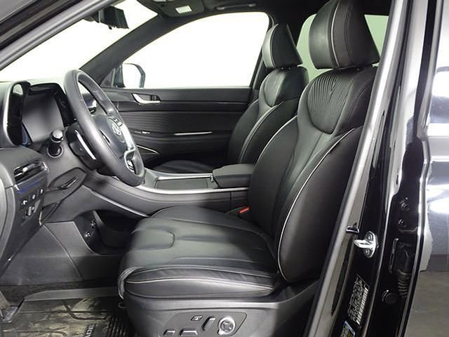 Used 2024 Hyundai Palisade Calligraphy image 13
