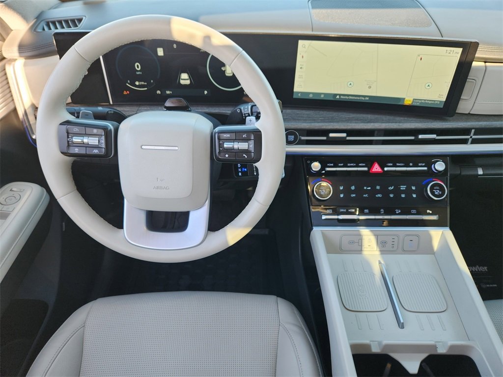 Used 2024 Hyundai Santa Fe Limited image 29