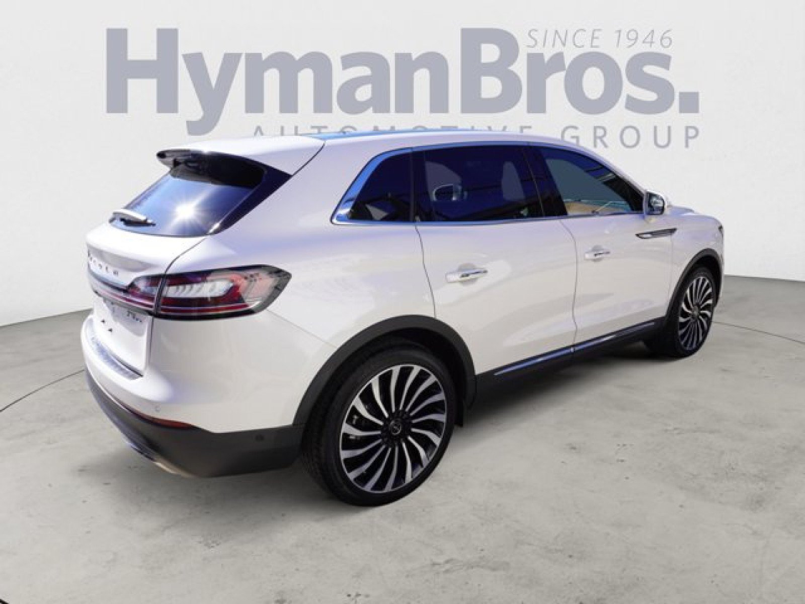 Used 2019 Lincoln Nautilus Black Label AWD/4WD image 9