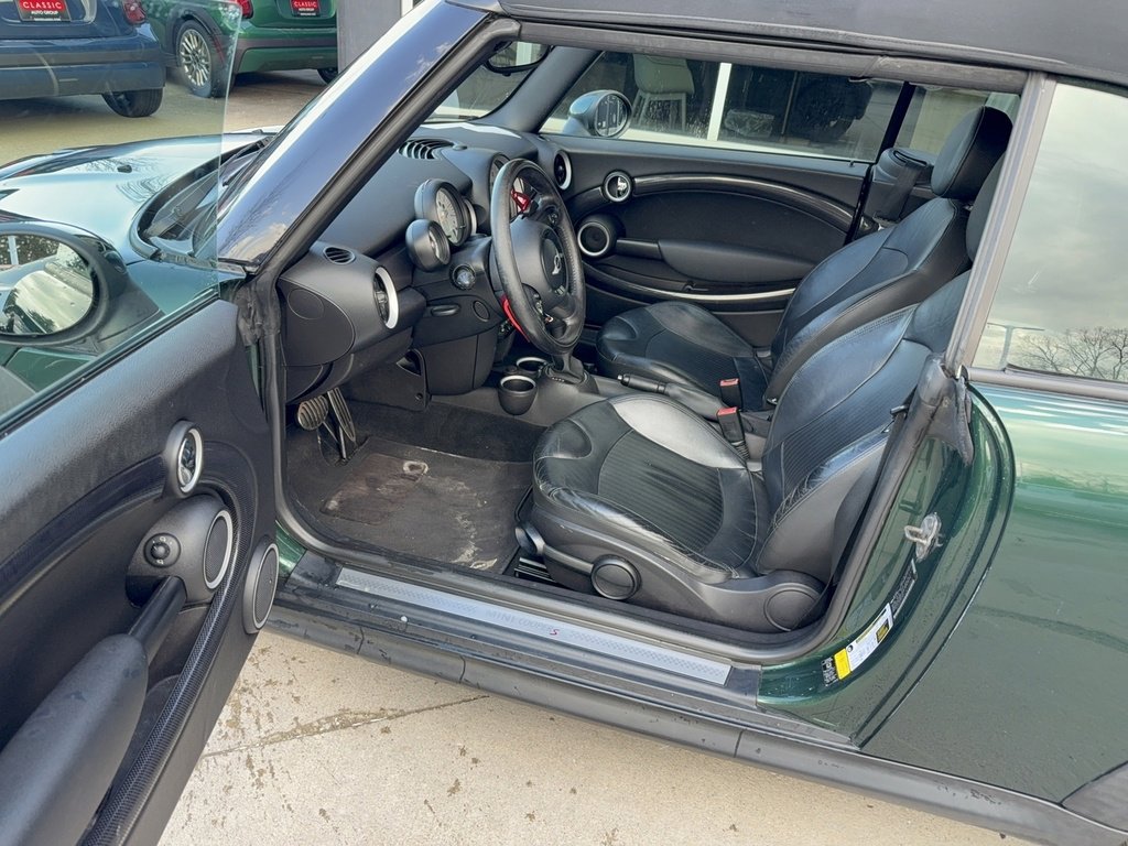 Used 2011 MINI Cooper S image 4
