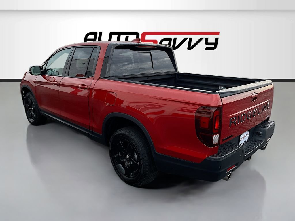 Used 2025 Honda Ridgeline Black Edition image 5