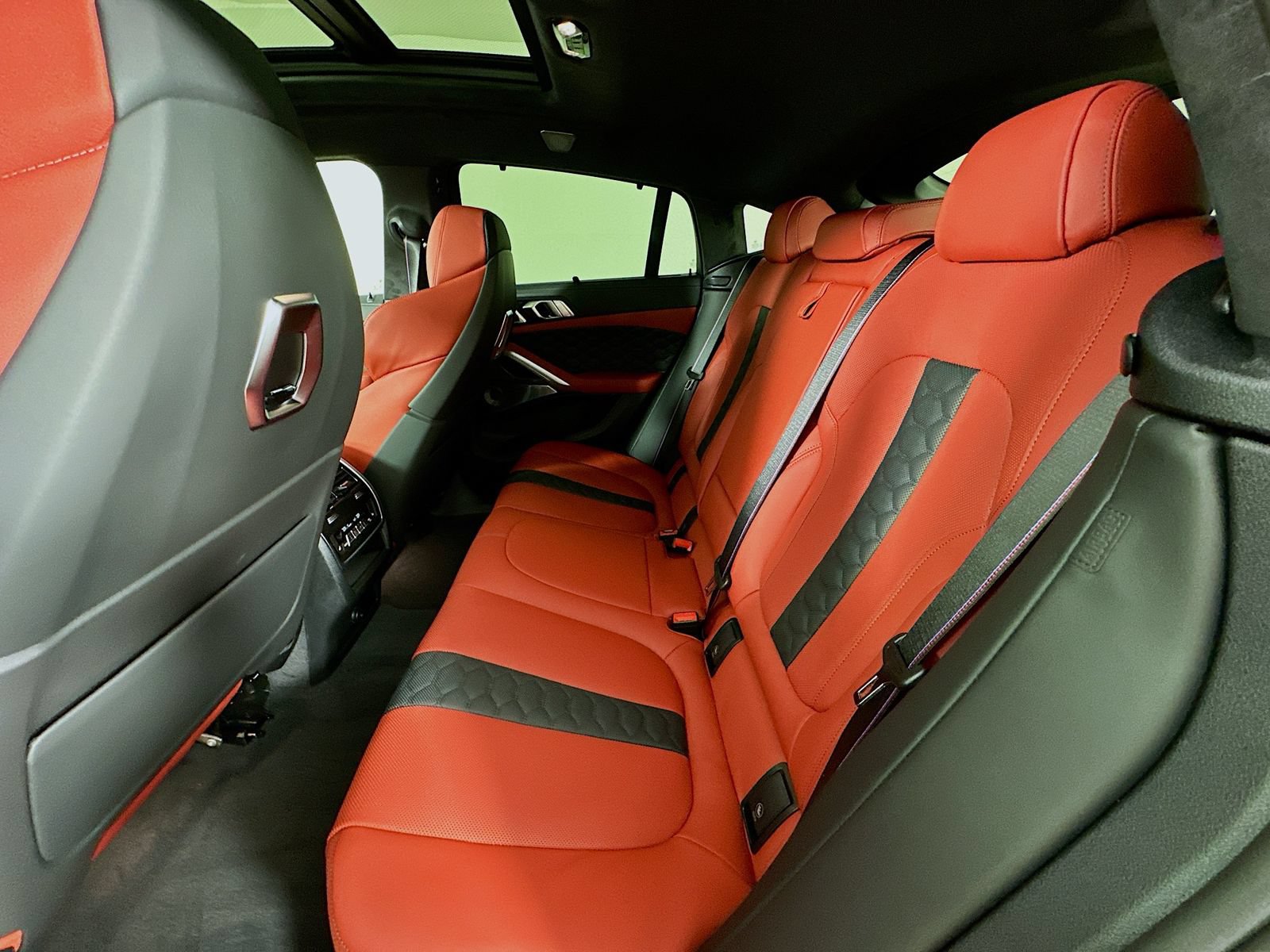 New 2027 BMW X6 M Competition w/ Executive Package AWD/4WD image 37