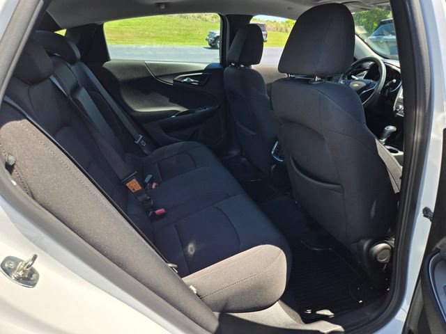 Used 2020 Chevrolet Malibu LT FWD image 17