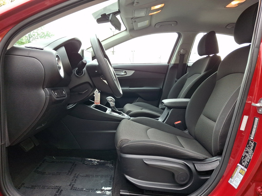 Used 2024 Kia Forte LXS FWD image 21