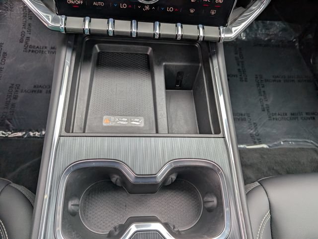 Used 2026 GMC Acadia Elevation w/ Elevation Premium Package AWD/4WD image 21