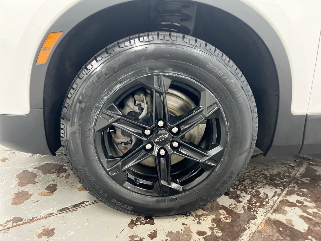 Used 2023 Chevrolet Blazer LT FWD image 26