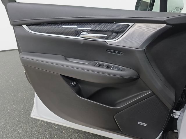 Certified 2023 Cadillac XT6 Premium Luxury AWD/4WD image 24