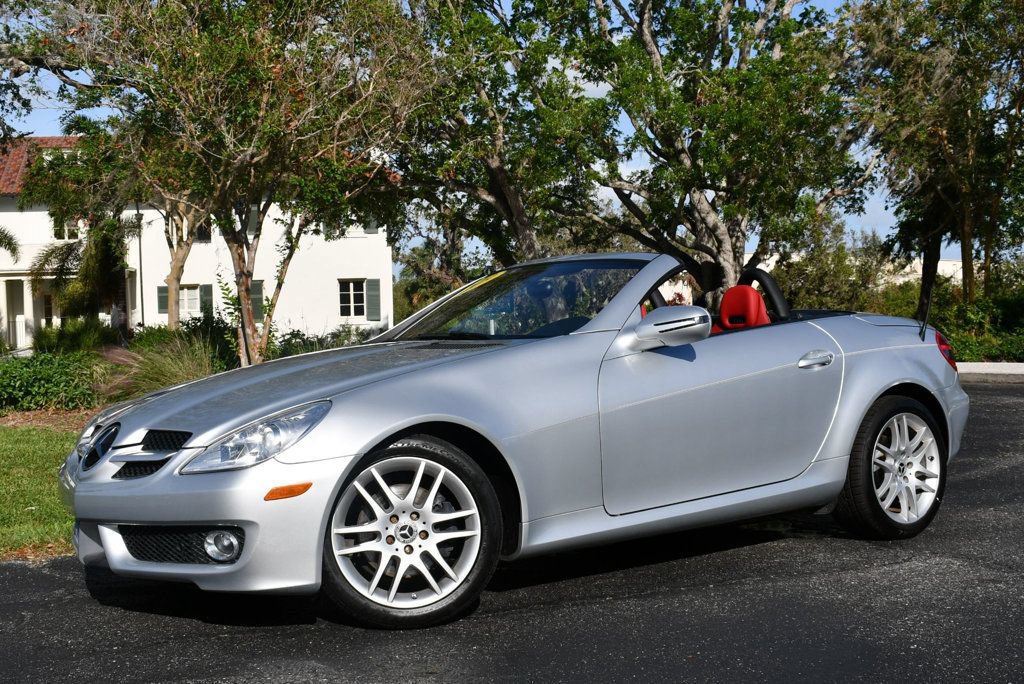 Used 2009 Mercedes-Benz SLK 300 image 17
