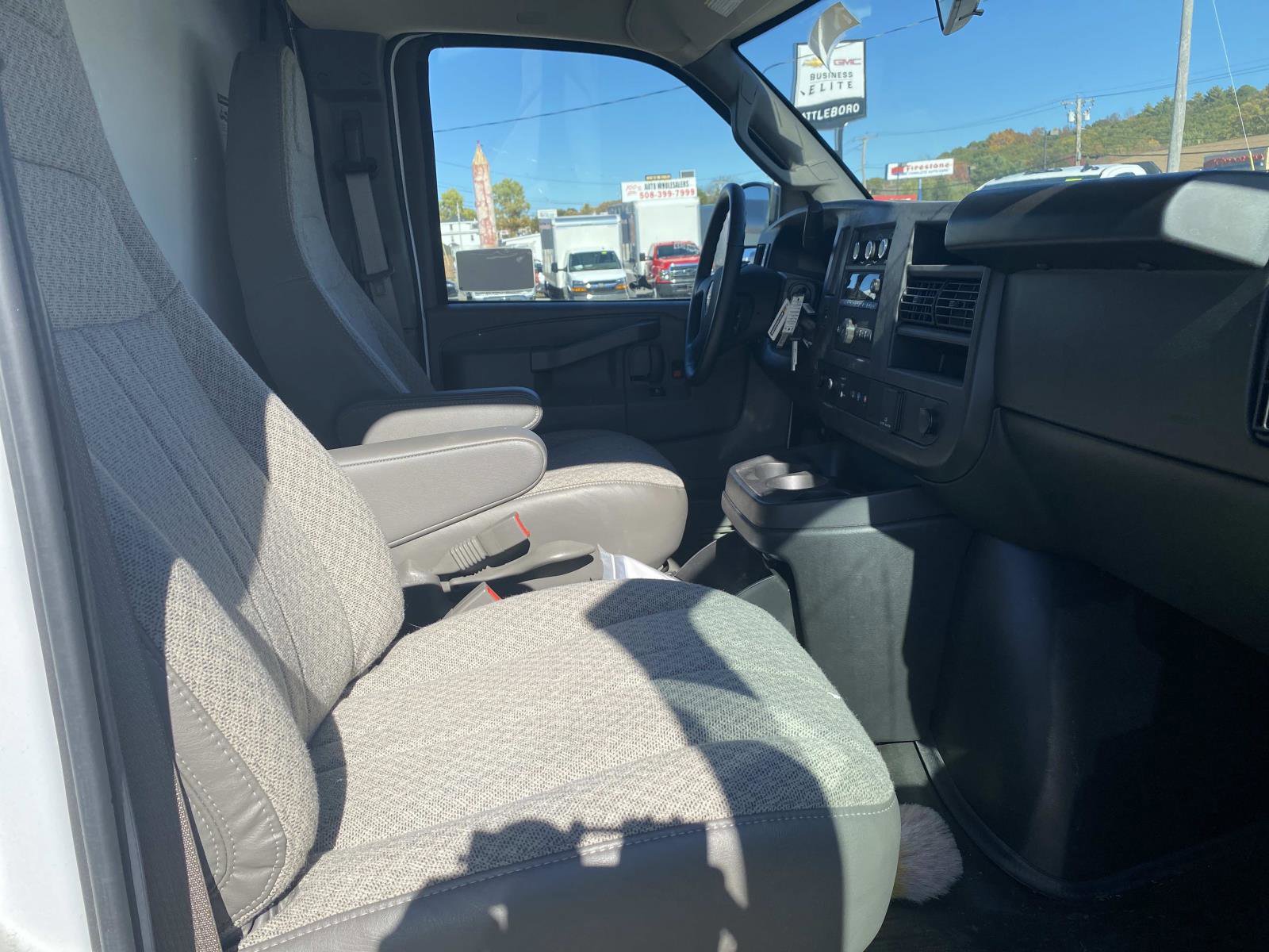 New 2023 GMC Savana 3500 w/ Power Convenience Package image 5
