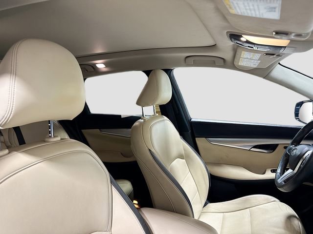 Used 2021 INFINITI QX50 Essential w/ Convenience Package image 30