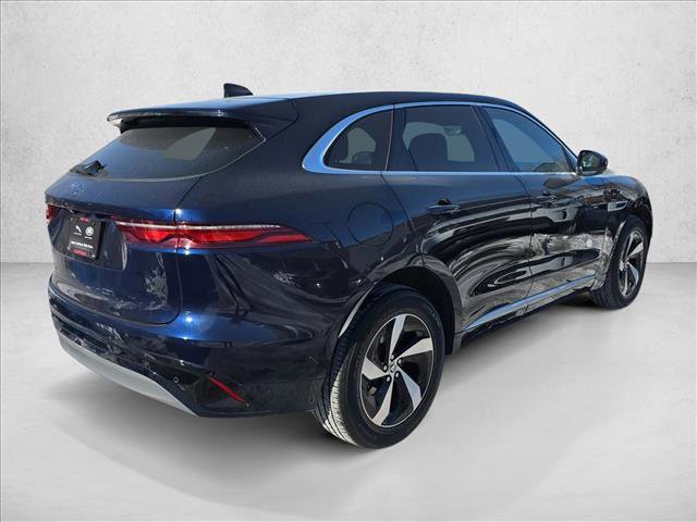 Certified 2025 Jaguar F-PACE R-Dynamic S image 5