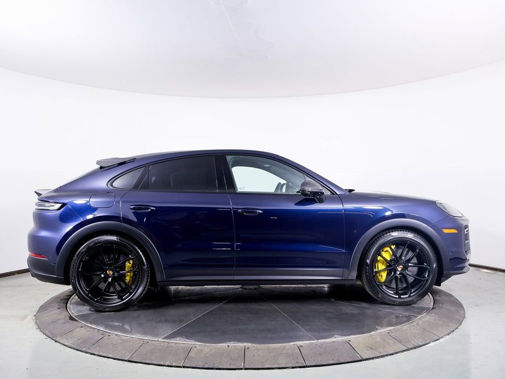 New 2025 Porsche Cayenne Turbo GT image 30