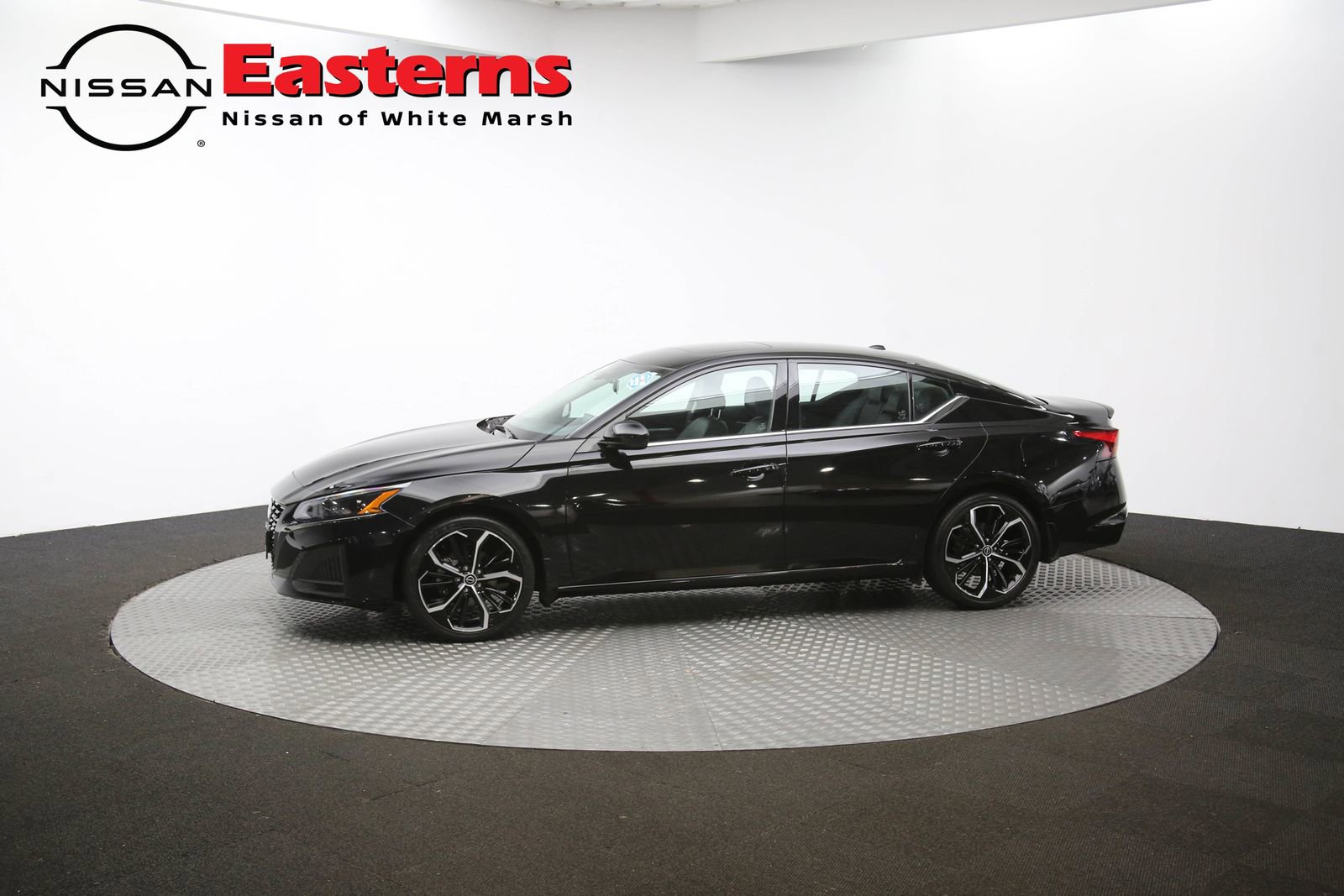 Used 2023 Nissan Altima 2.5 SR w/ SR Premium Package image 96