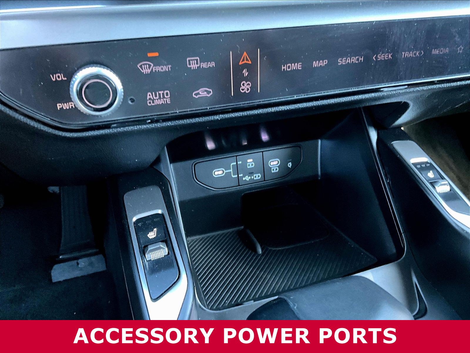 Used 2025 Kia Sorento S w/ Panoramic Sunroof Package FWD image 15