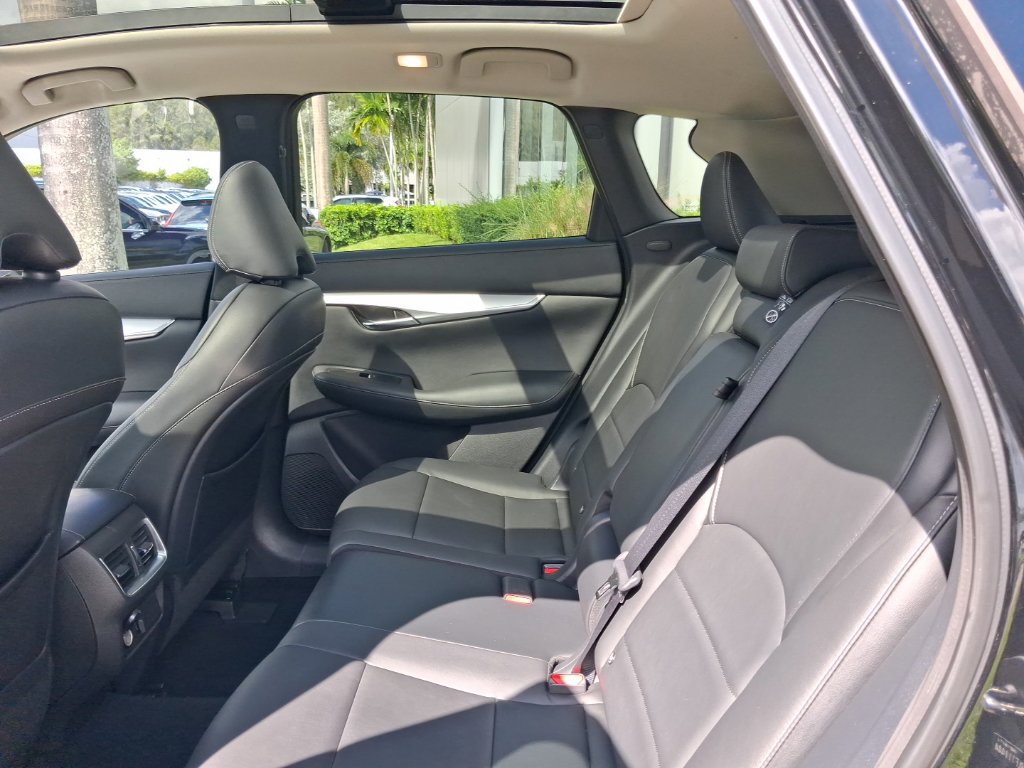 Used 2020 INFINITI QX50 Luxe FWD image 7