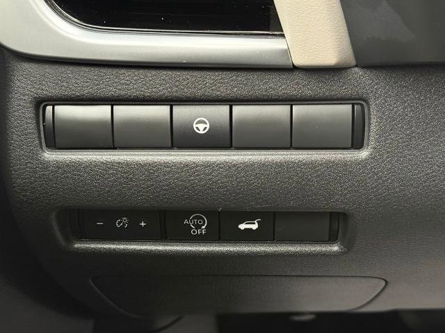 Certified 2023 Nissan Rogue SL w/ SL Premium Package image 27