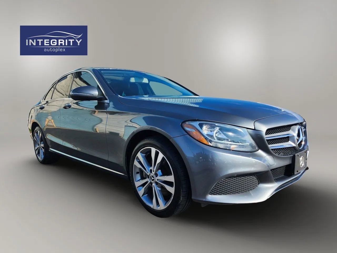 Used 2017 Mercedes-Benz C 300 4MATIC Sedan image 1
