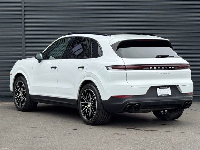 Certified 2024 Porsche Cayenne S image 3