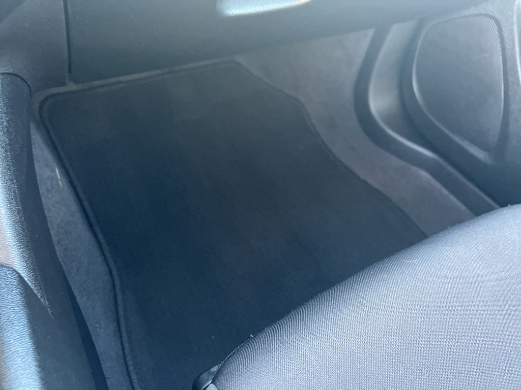 Used 2023 Chevrolet Malibu LT image 19