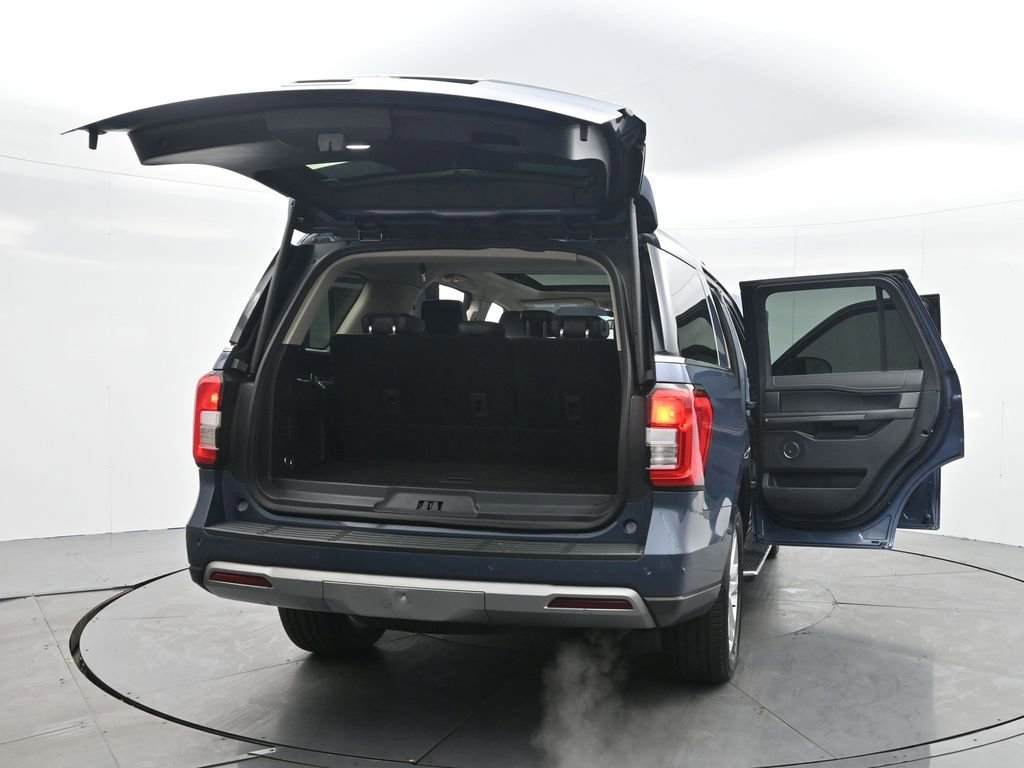 Used 2022 Ford Expedition XLT image 45