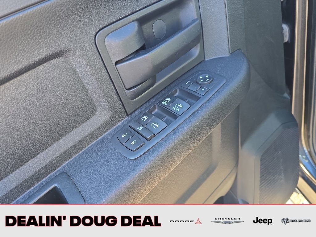 Used 2017 RAM 2500 Tradesman w/ Chrome Appearance Group image 12