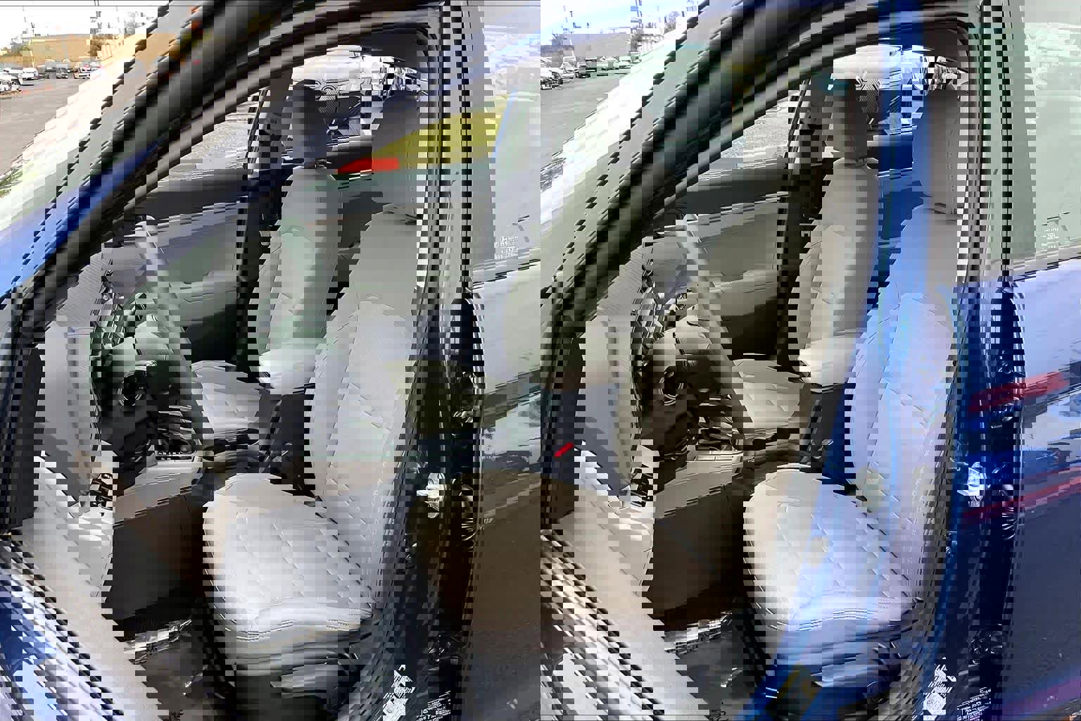 Used 2019 Hyundai Elantra SE image 28