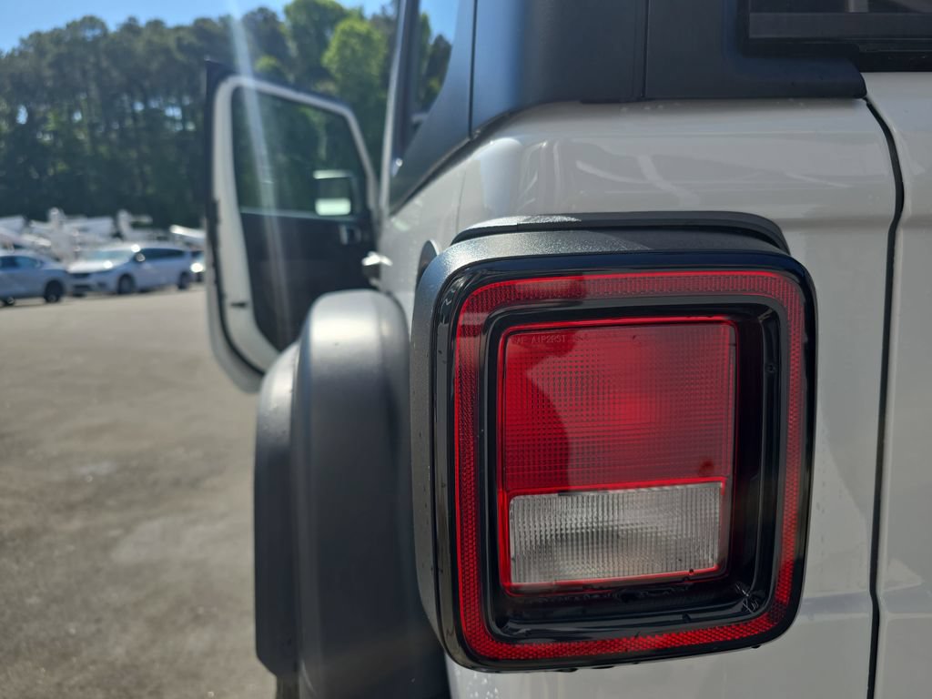 New 2026 Jeep Wrangler Unlimited Sport AWD/4WD image 35