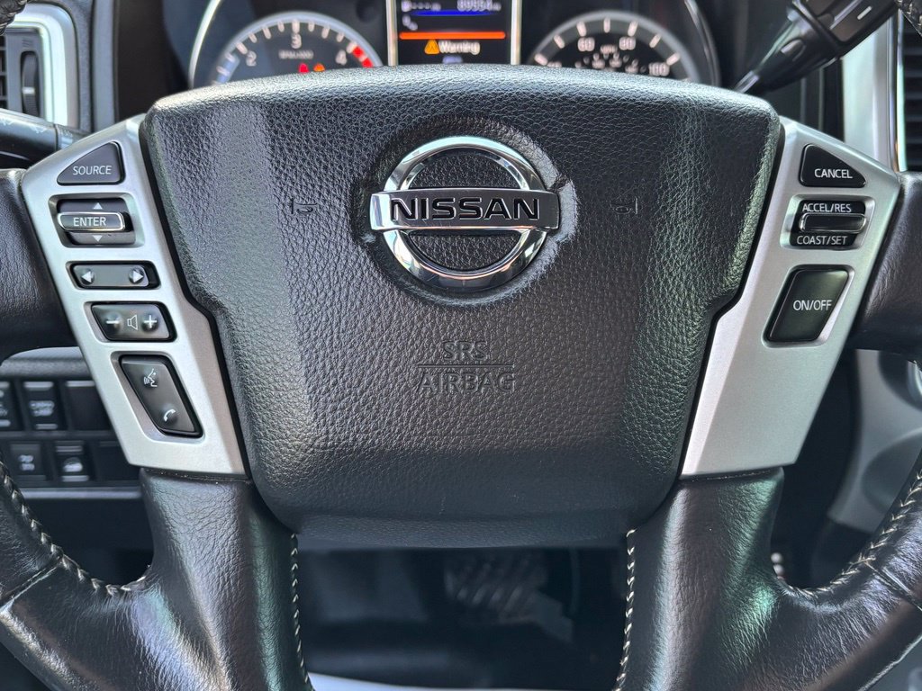 Used 2019 Nissan Titan PRO-4X AWD/4WD image 33