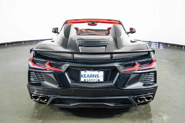 Used 2025 Chevrolet Corvette Stingray Premium Conv w/ Z51 Performance Package RWD image 7